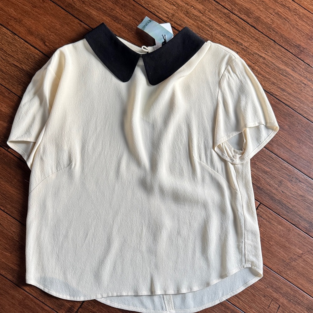 Aritzia Cream Short-Sleeve Blouse with Black Peter Pan Collar